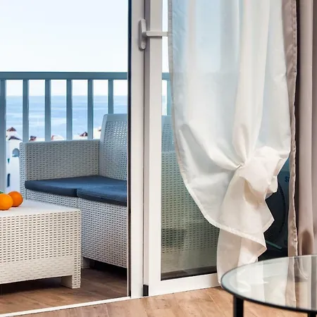 Playa De Americas 2 Апартаменты Арона