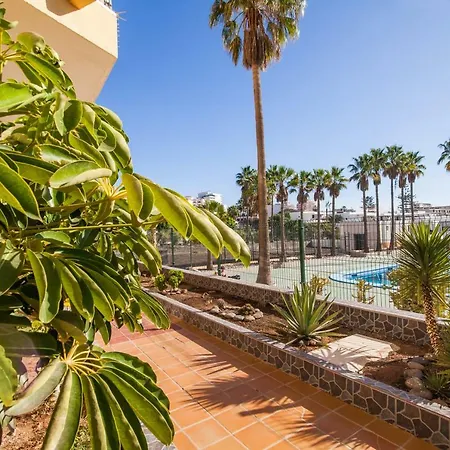 Apartman Playa De Americas 2 *
